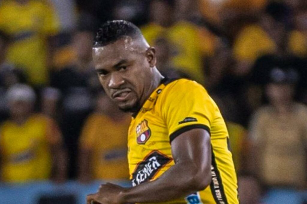 Barcelona SC perdió de local ante Universitario en la Copa Libertadores 2025.