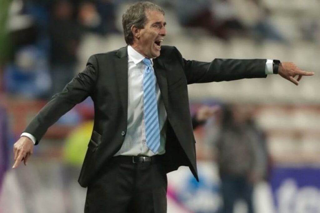 Guillermo Almada, DT del Pachuca que jugará ante Barcelona SC en la Noche Centenario.