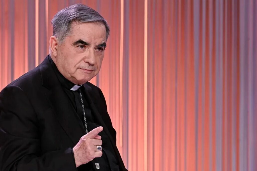 El cardenal Angelo Becciu.