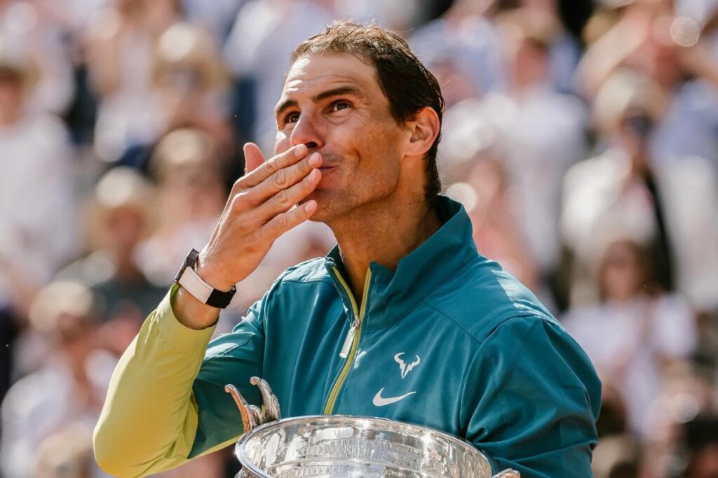 Rafael Nadal celebra uno de los 14 títulos que ganó en Roland Garros.