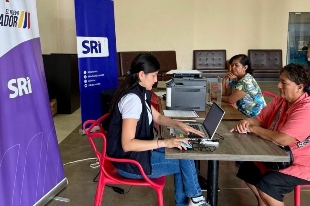 En el SRI también se puede registrar en el RUC y Rimpe.