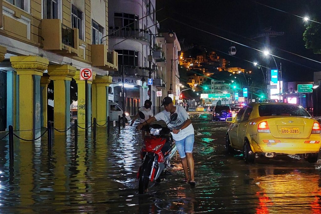 Riesgos registra 14 ríos desbordados por las intensas lluvias en ...
