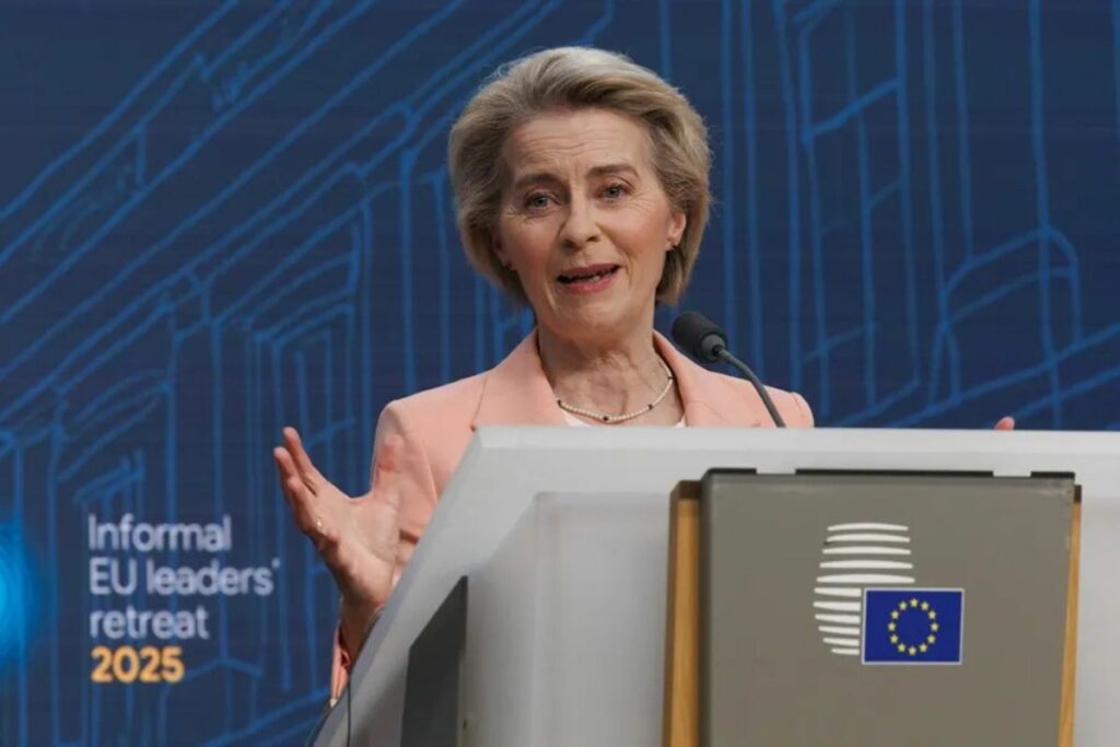 La presidenta de la Comisión Europea, Ursula von der Leyen, durante una rueda de prensa en Bruselas, Bélgica, en una imagen de archivo.