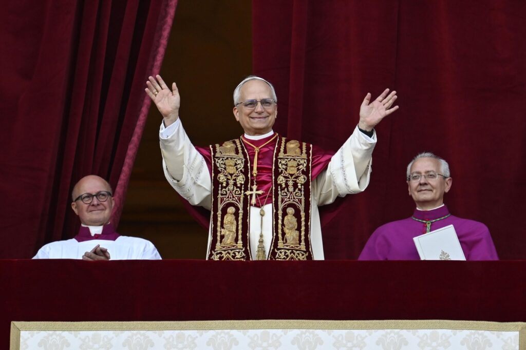 León XIV es el nuevo papa. Su madre es de nacionalidad peruana. • Foto: EFE Este contenido ha sido publicado originalmente por EL COMERCIO. Si vas a hacer uso del mismo, por favor, cita la fuente y haz un enlace hacia la nota original en la dirección: https://www.elcomercio.com/