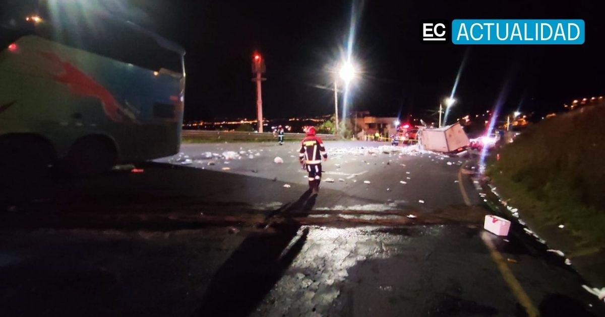 Siniestro en la Panamericana Sur deja dos fallecidos y cinco heridos ...
