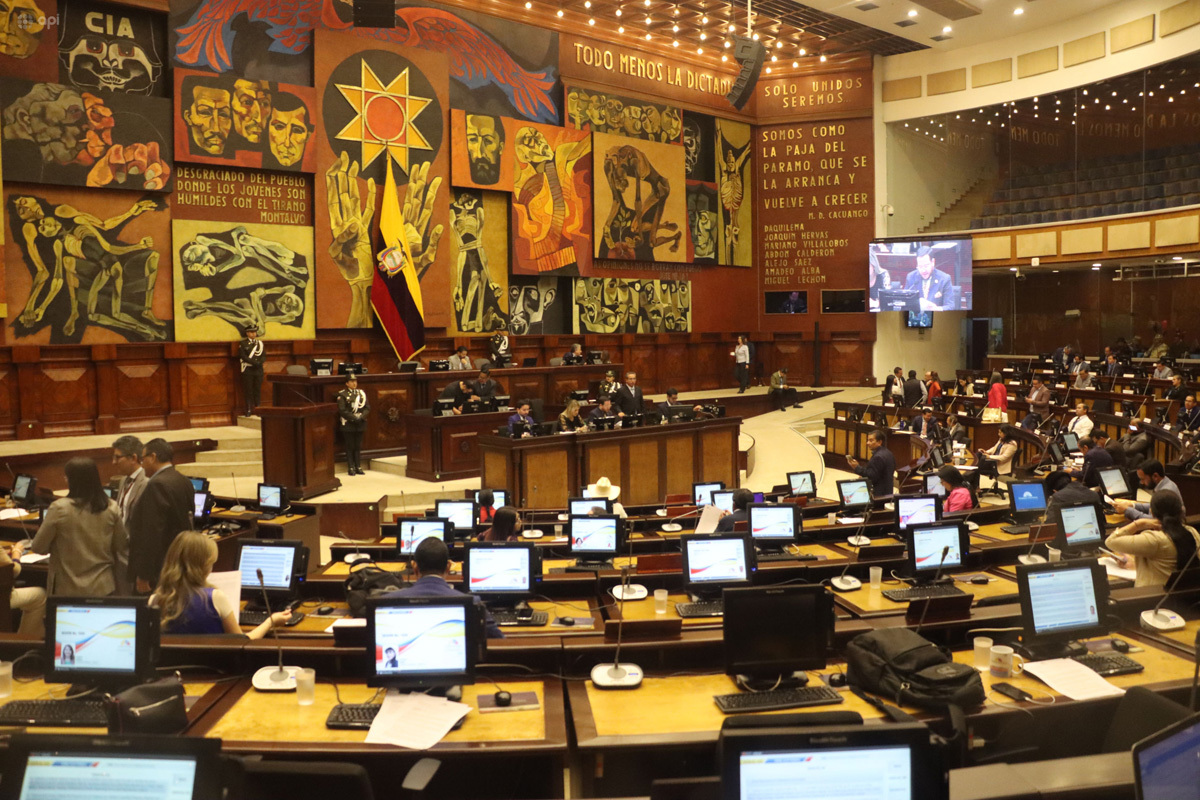 Nueva Asamblea también tiene la oportunidad de renovar la política ...