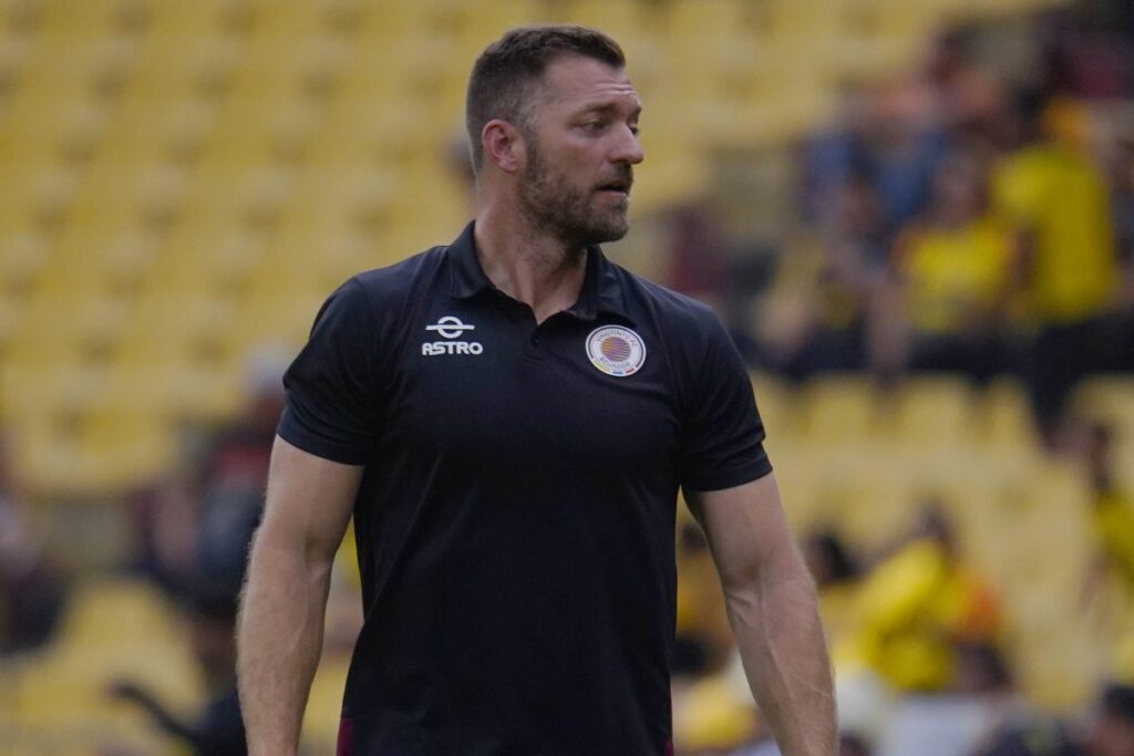 Juan Grabowski, DT de Vinotinto, durante su partido ante Barcelona SC.
