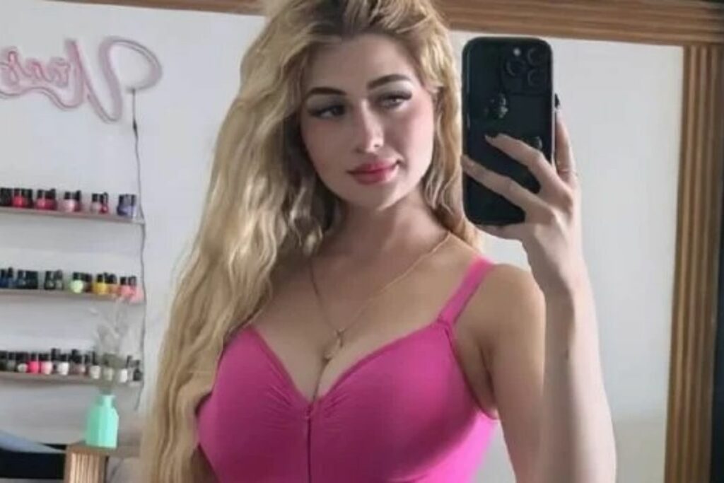 La creadora de contenido en redes sociales, Valeria Márquez, perdió la vida en un atentado armado mientras se encontraba haciendo un live en su estética 'Blossom the Beauty Lounge'. Foto: Captura de redes sociales