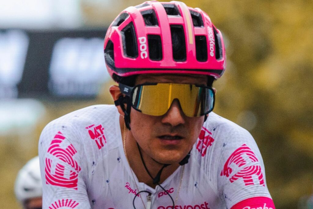 Richard Carapaz está compitiendo en el Giro de Italia 2025.