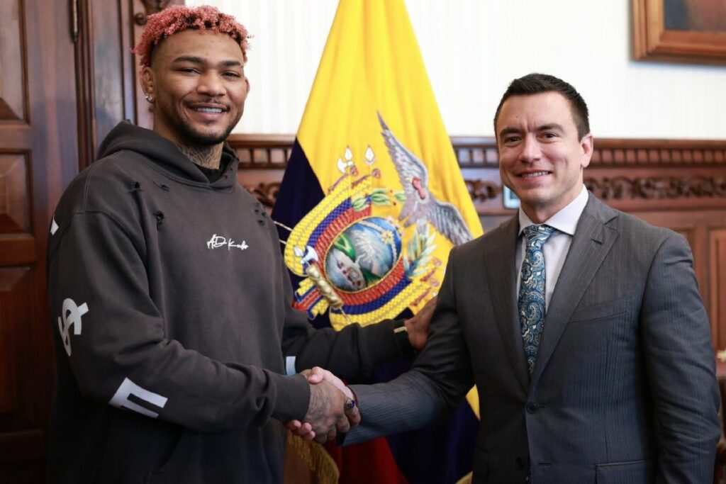 Michael Morales y Daniel Noboa, presidente de Ecuador, en Carondelet.