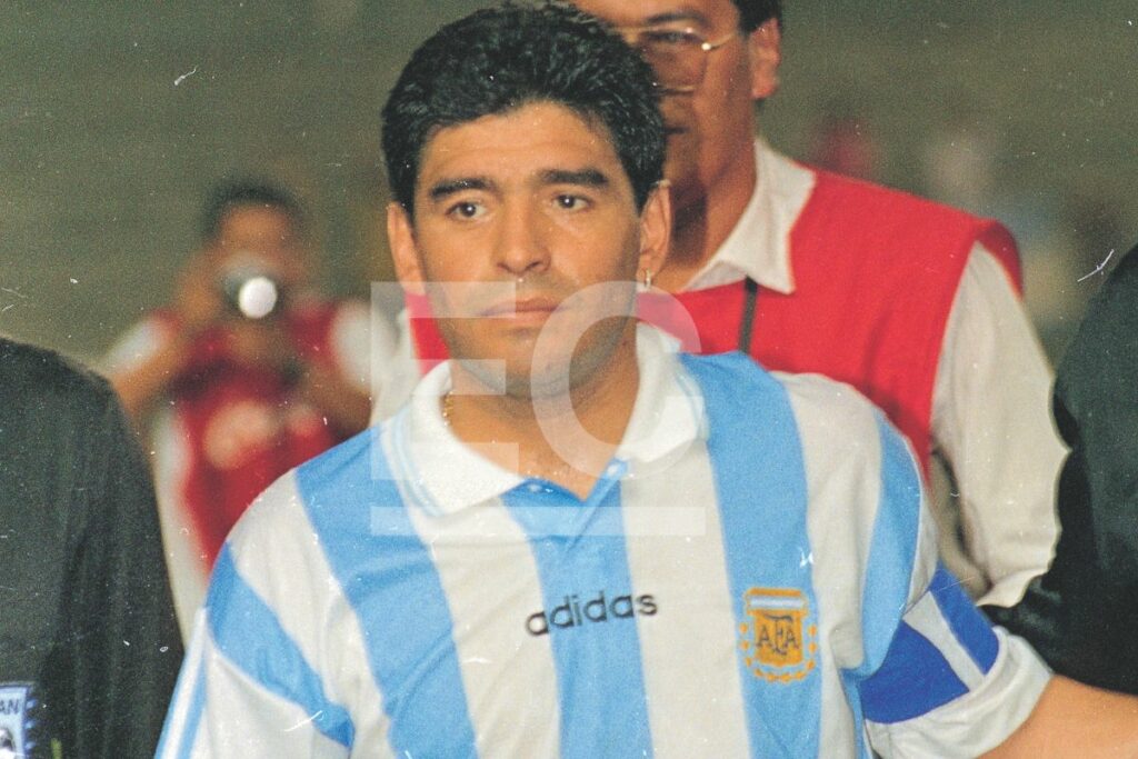 Diego Maradona en un partido por las eliminatorias Sudamericanas para el Mundial de 1994.