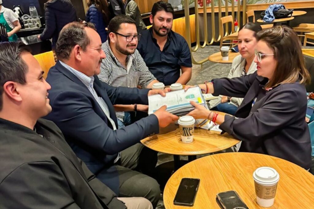 La vicepresidenta electa, María José Pinto, se reunió con las autoridades de Taisha, por la crisis sanitaria infantil.