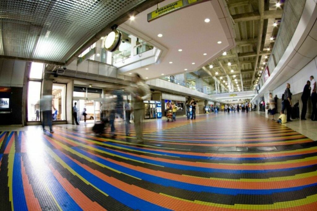 Estados Unidos alerta a sus ciudadanos a no viajar a Venezuela.