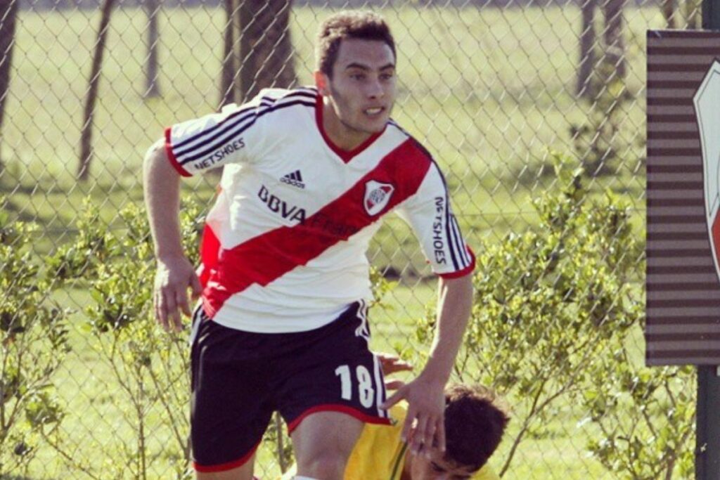 Emmanuel Martínez.