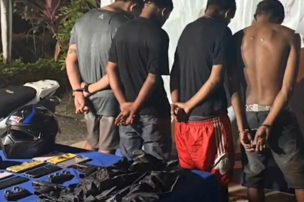En poder de los sospechosos se encontró varias evidencias, informó la Policía.