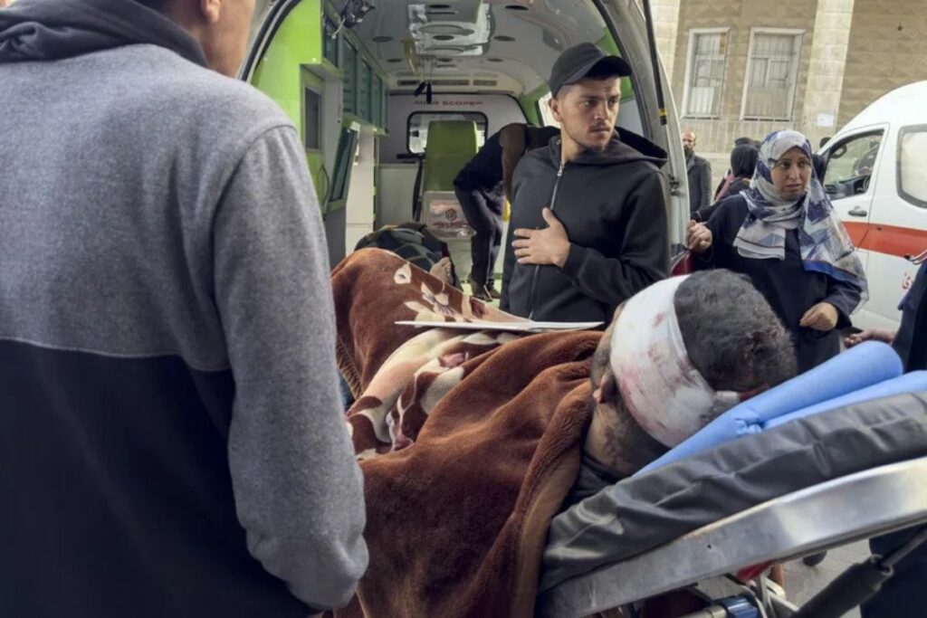 Heridos en el hospital Alahli en Ciudad de Gaza, al norte de la Franja, en una imagen de archivo.