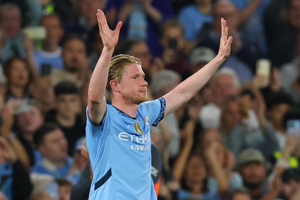 Momento de la despedida de Kevin De Bruyne del Etihad Stadium como jugador del Manchester City.
