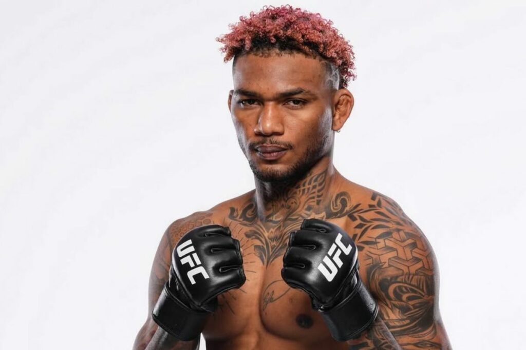 Michael Morales, luchador ecuatoriano de la UFC se medirá ante el brasileño Gilbert Burns.