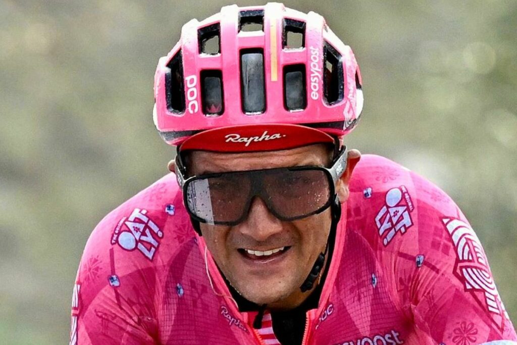 Richard Carapaz y los ecuatorianos, listos para el reto en la montaña del Giro