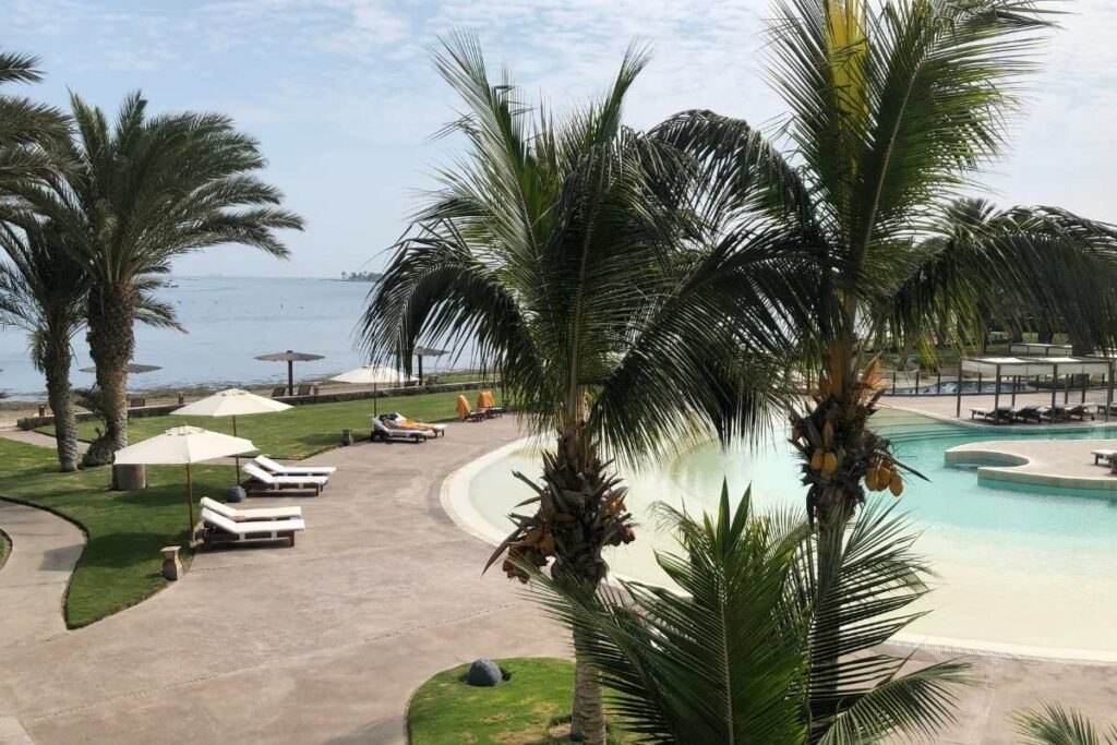 El hotel La Hacienda Bahía Paracas cuenta con acceso directo a la bahía.