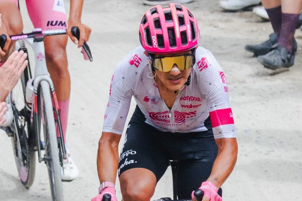 Richard Carapaz en el Giro de Italia 2025. La 'Locomotora' logró el podio de la general.