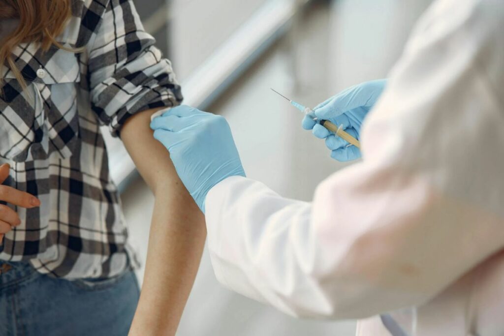 El certificado de vacunación de la fiebre amarilla será obligatorio en el Aeropuerto Mariscal Sucre.