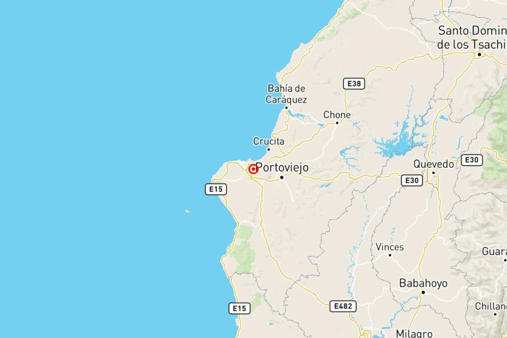 El primer temblor se registró en Manabí.