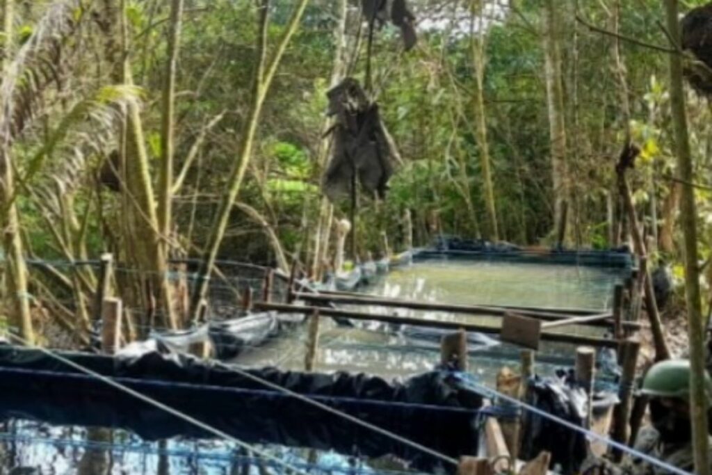 Dos piscinas artesanales se hallaron en Shushufindi.