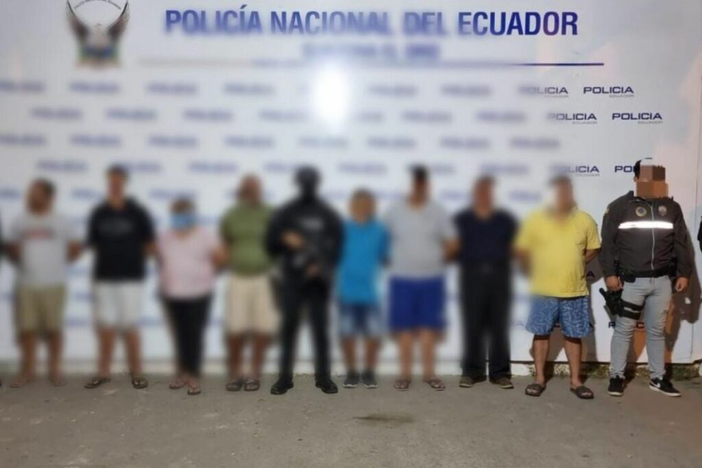 La Policía Nacional aprehendió a ocho personas en el operativo Fénix 153.