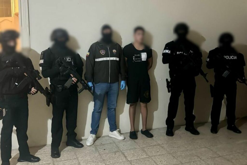 Los implicados fueron detenidos en un operativo en Quito y Guayaquil.