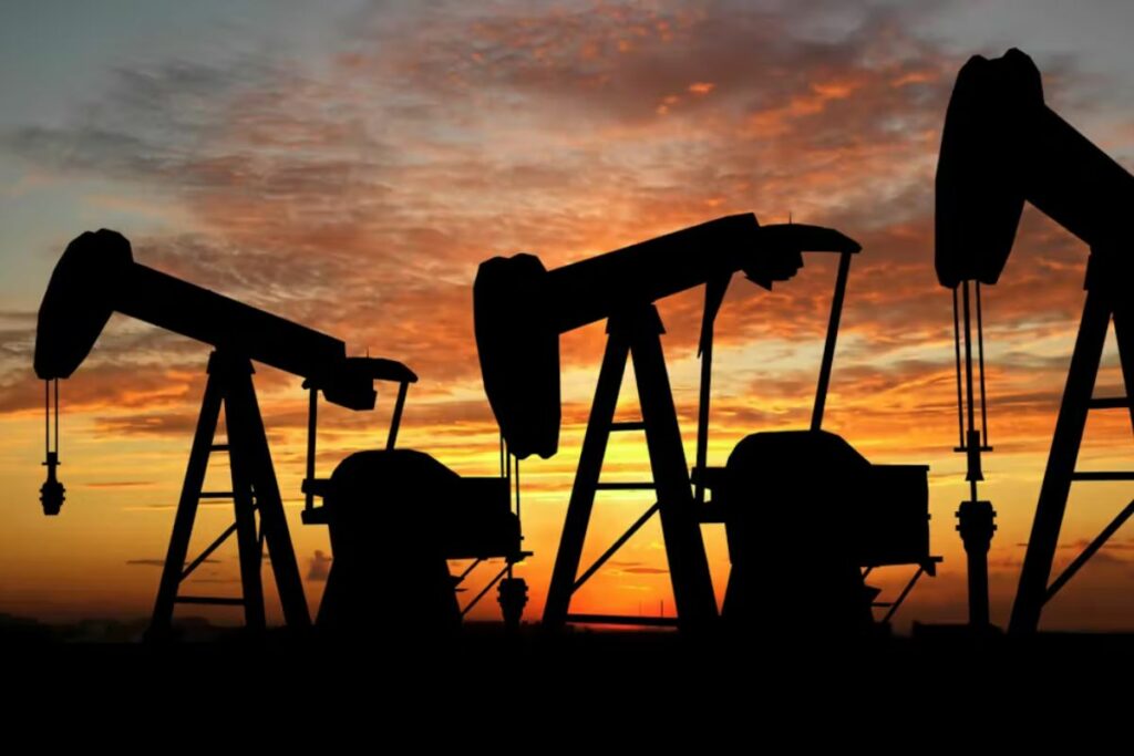 La variación del precio del petróleo afecta de dos formas a Ecuador.