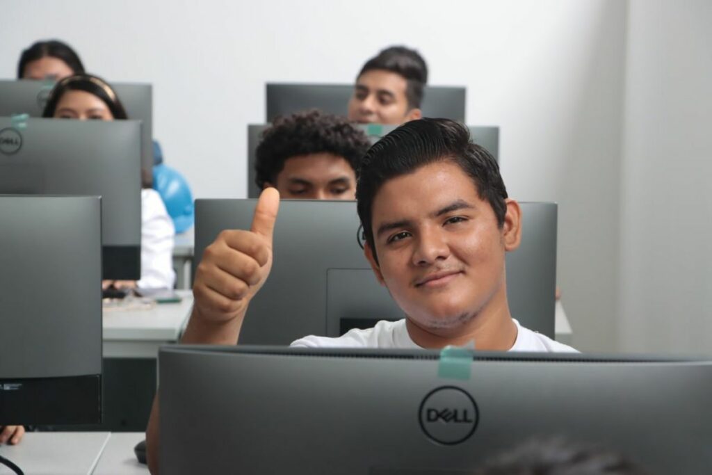 El registro para universidades está en curso en Ecuador.