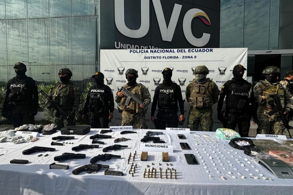 Policía realizó operativos en varios distritos de la costa y encontró armas y municiones.