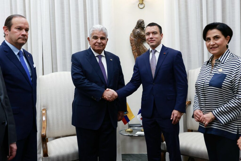 El presidente Daniel Noboa se reunió con su homólogo de Panamá, José Raúl Mulino, en España.