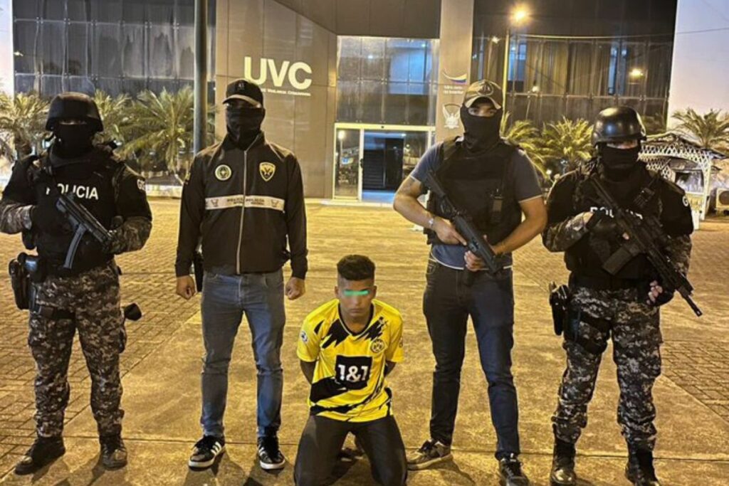 Un hombre y su hijo de 12 años fueron asesinados por sicarios en motocicleta dentro de un cangrejal en el centro de Babahoyo. Foto: MInisterio del Interior