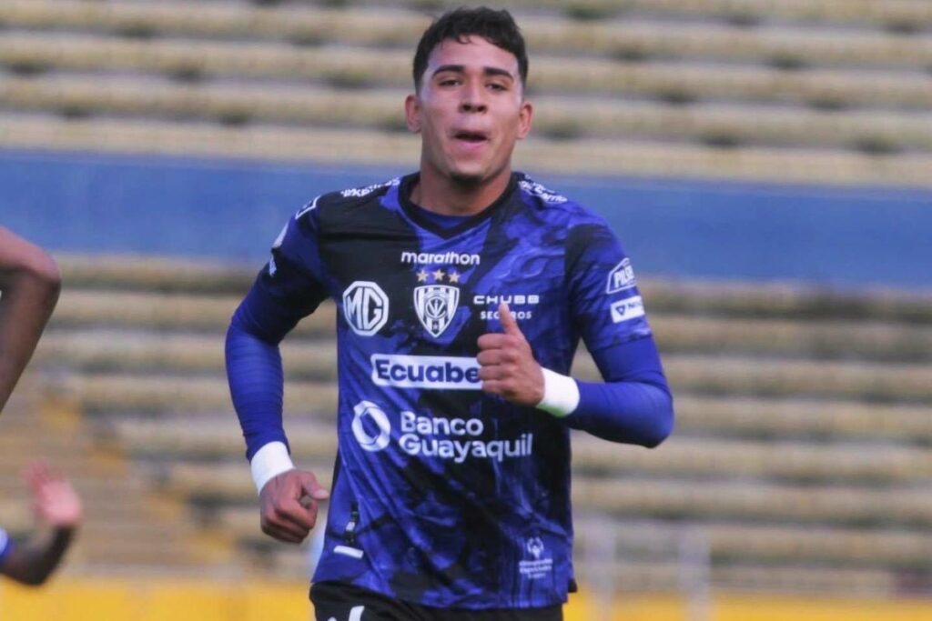 Kendry Páez durante un partido de Independiente del Valle.
