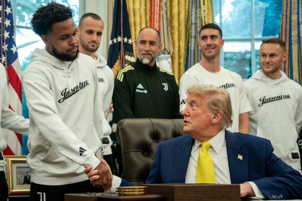 Video) La Juventus vivió un 'incómodo' momento en su visita a Donald Trump - El Comercio