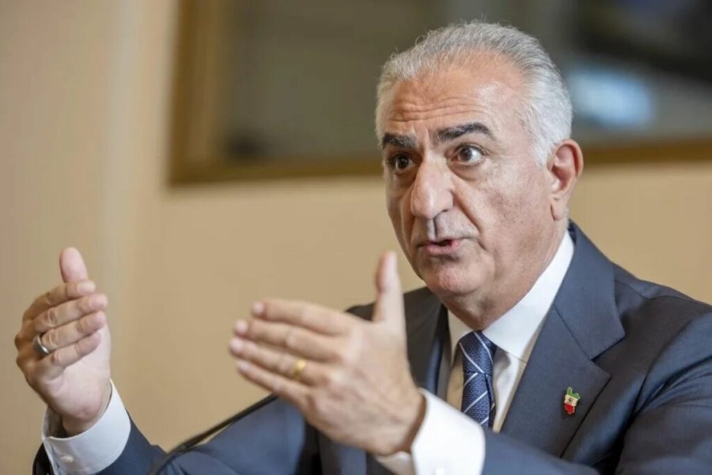 Reza Palahví, expríncipe heredero de Irán cree que es momento de un levantamiento popular. Foto: EFE