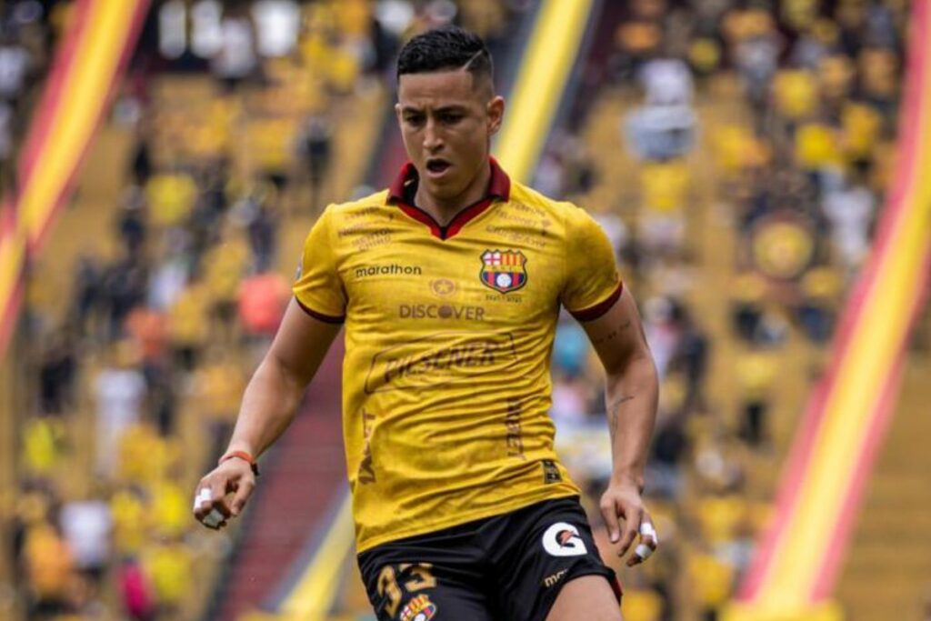Barcelona SC y Libertad se dieron cita en el estadio Monumental de Guayaquil.