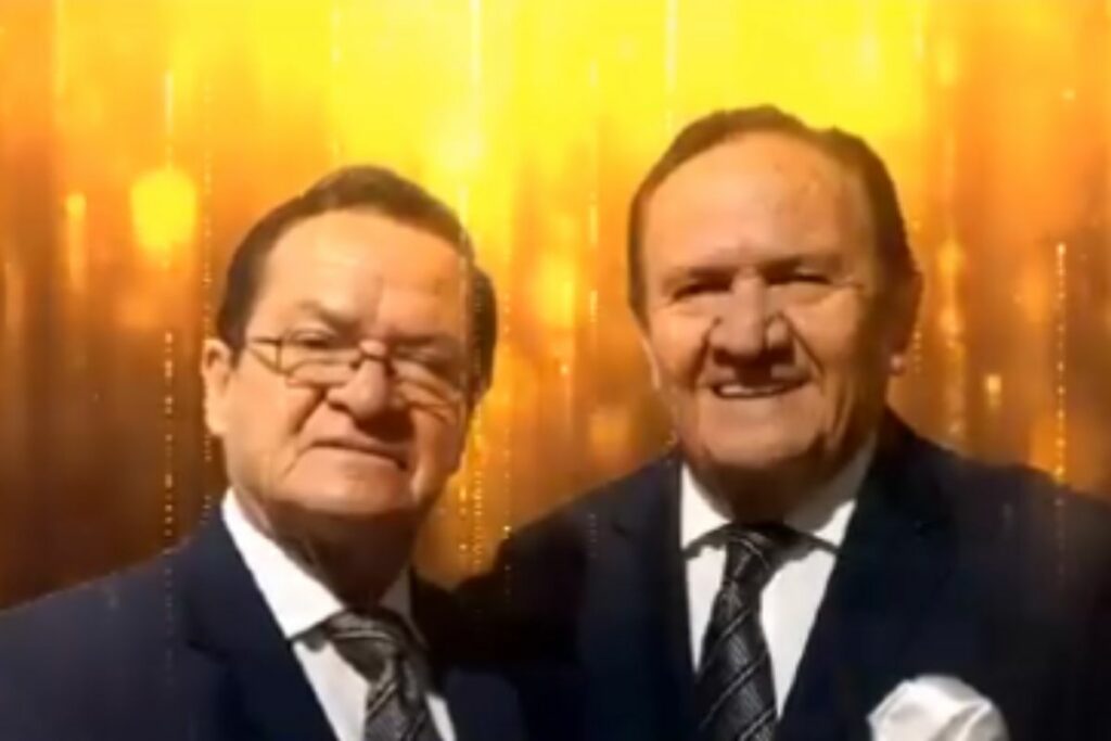 Eduardo Miño Naranjo (izq.) junto a su hermano Héctor Danilo. Foto: Facebook