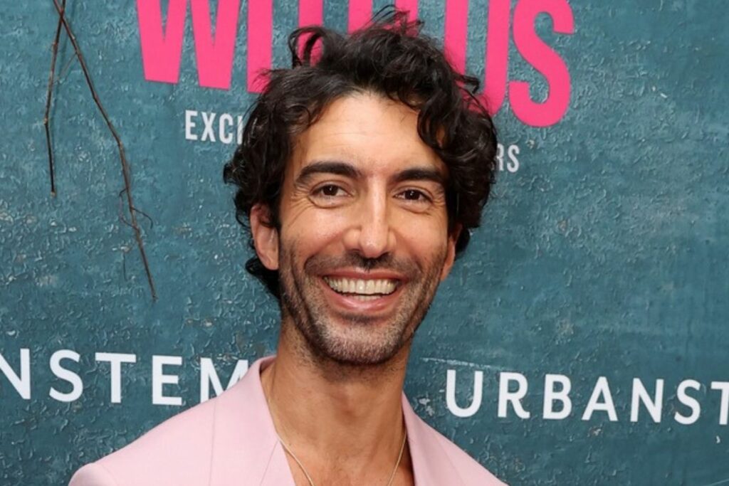 Justin Baldoni actuó y dirigió la cinta de drama 'It end with us'.