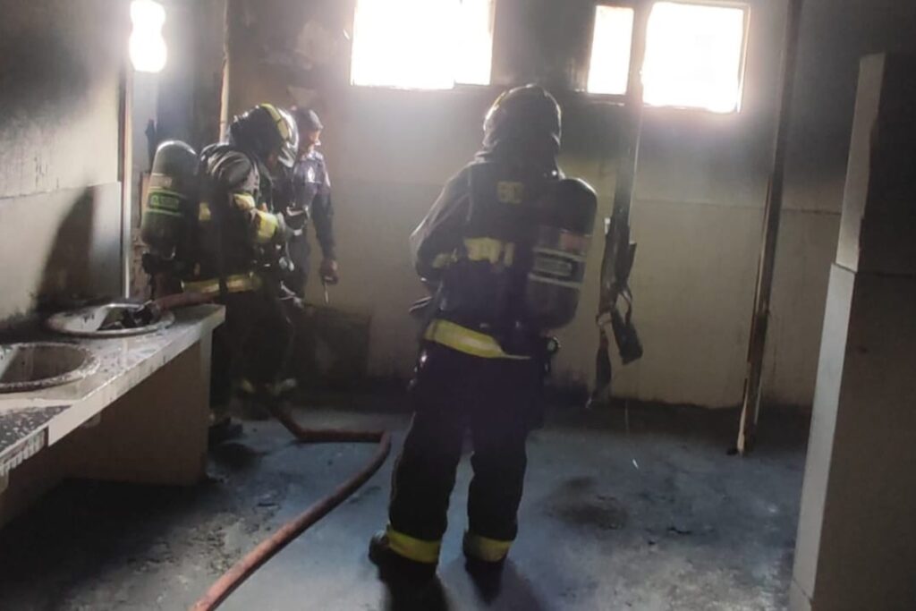 El incendio ocurrió en la mañana de este jueves 12 de junio de 2025.