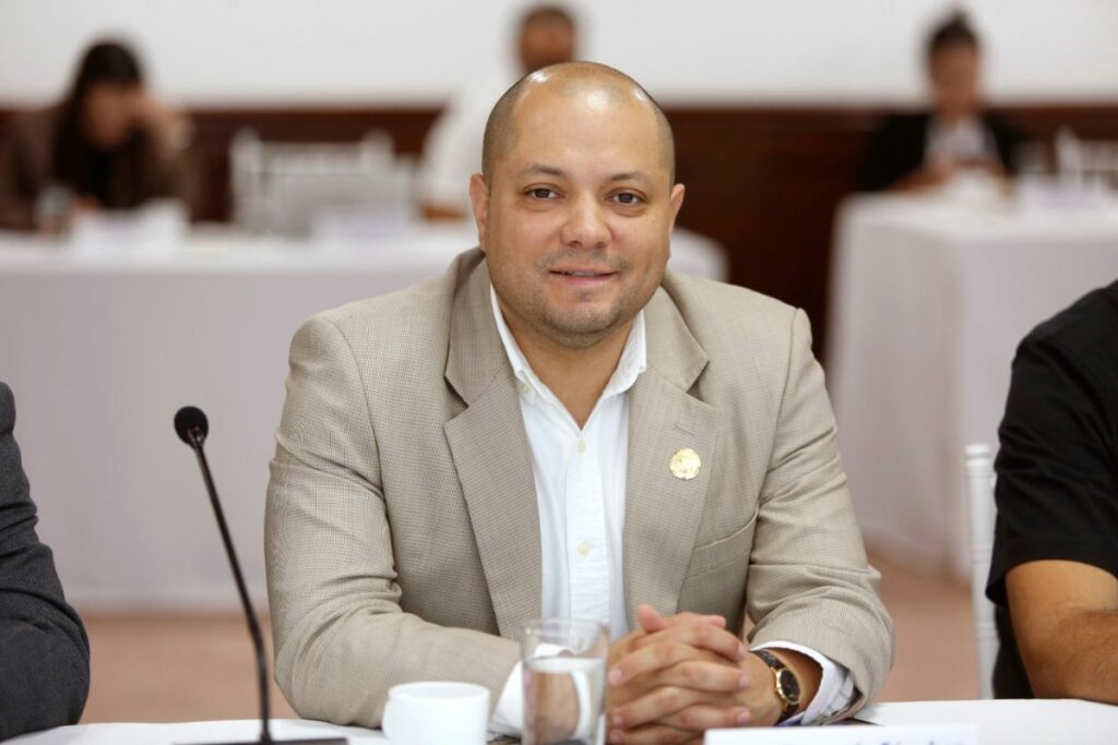El Minsitro de Salud habló sobre las alertas epidemiológicas de Ecuador.