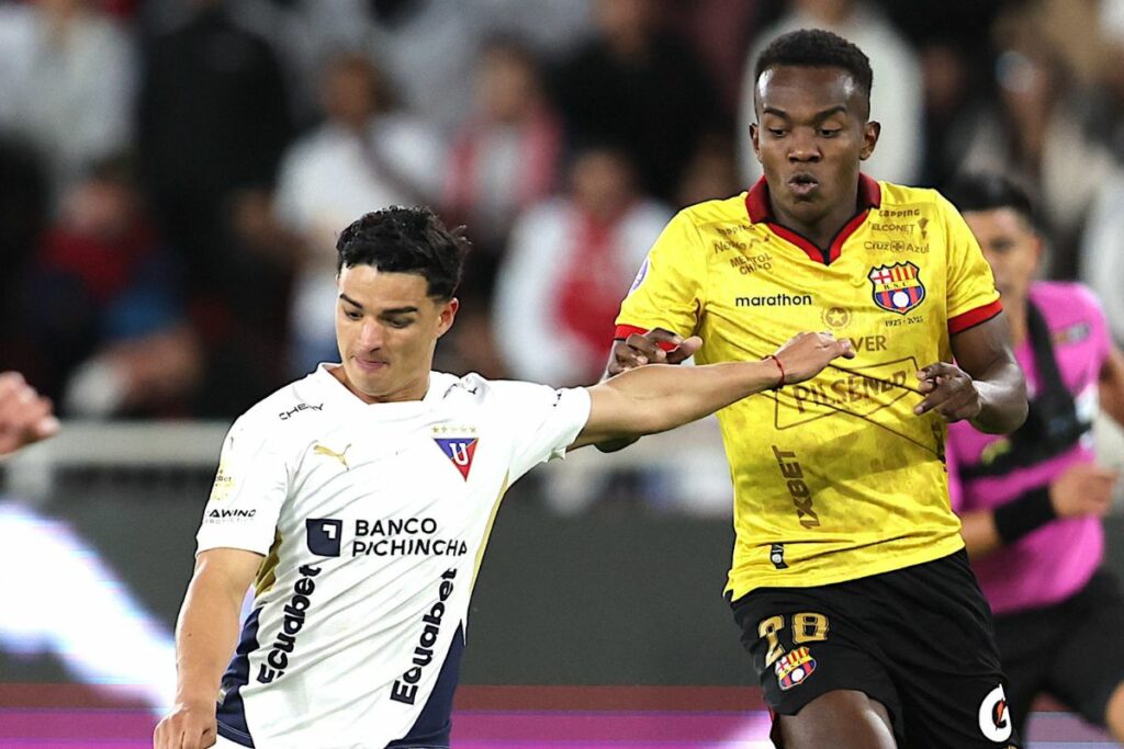 Liga de Quito vs. Barcelona SC fue el partido que generó la polémica por la transmisión.