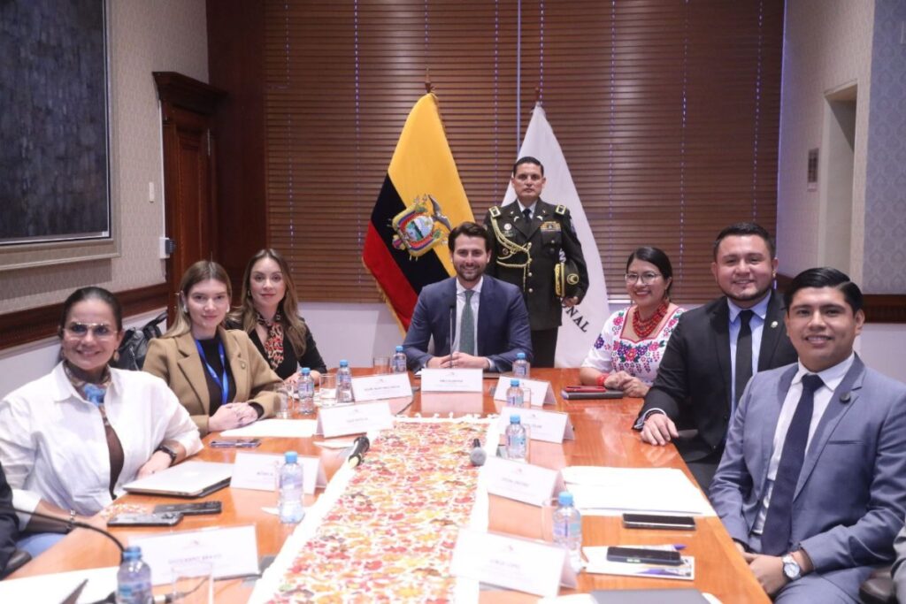 El CAL en una reunión en la Asamblea Nacional.