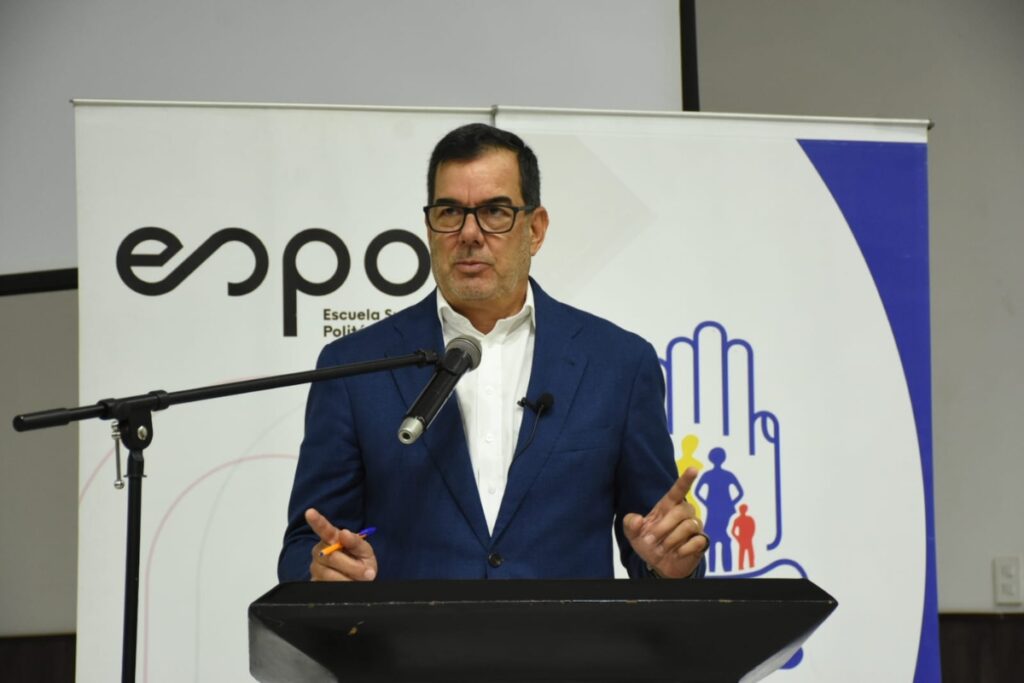 Daniel Noboa dio una nueva función a Eduardo Peña en Banecuador.