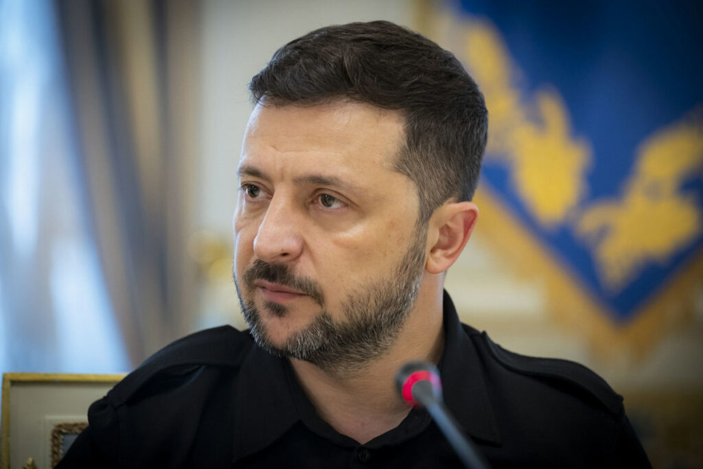 El presidente ucraniano, Volodímir Zelenski, durante una conversación mantenida con EFE y otros medios ucranianos e internacionales en Kiev.