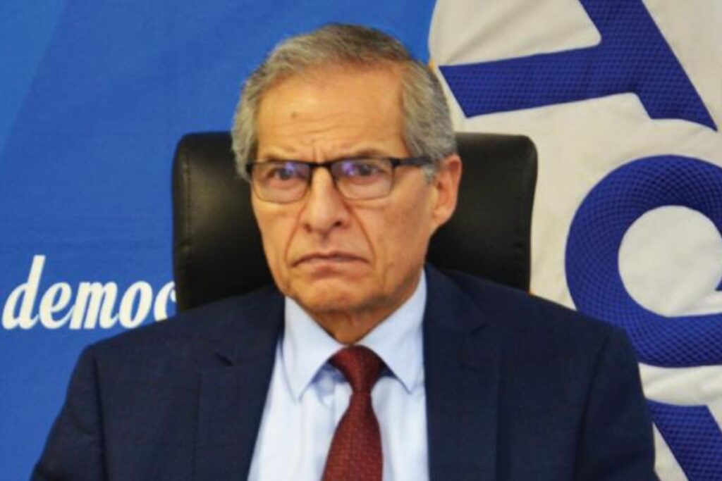 El Pleno del TCE impuso multa al exjuez Fernando Muñoz, por queja de Daniel Noboa.