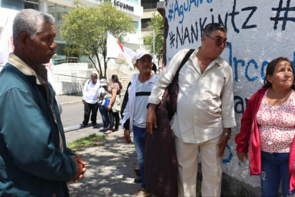 Plantón de extrabajadores de la empresa Furukawa, en 2024. Foto: API