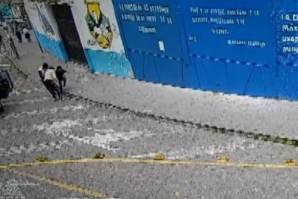 El intento de secuestro se produjo afuera de un colegio de Quito